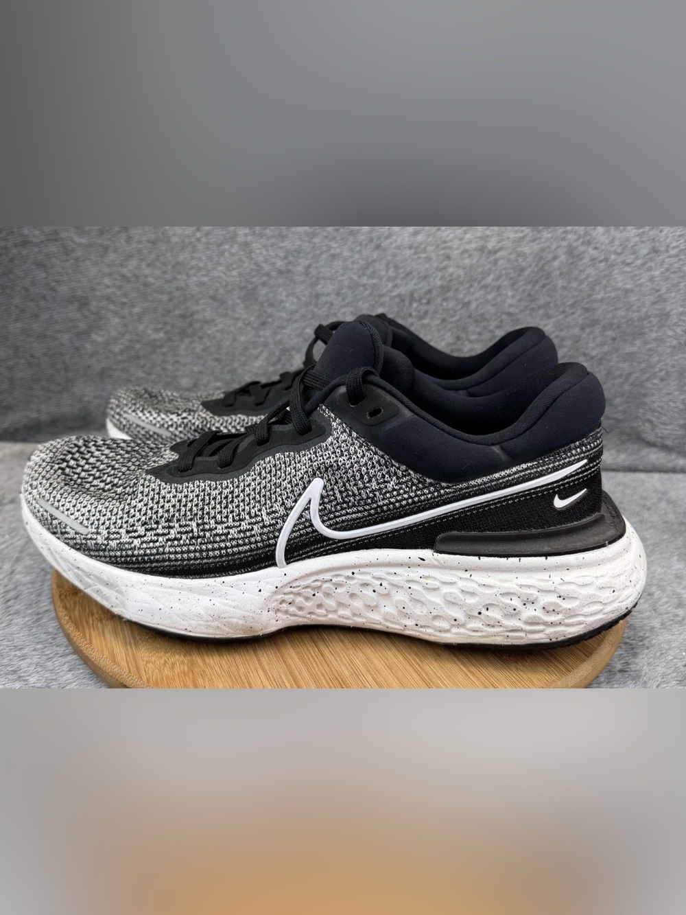 Nike ZoomX Invincible Run Flyknit Black White Gray Running Shoes-Mens 10.5